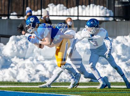 Thumbnail 1 in Catholic Central vs. Oakridge (MHSAA D5 Regional Final) photogallery.