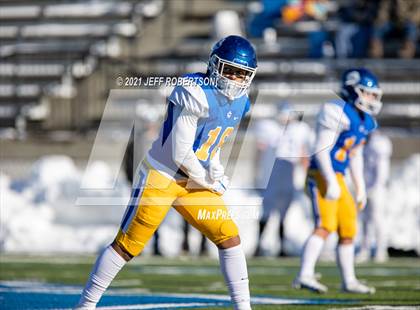Thumbnail 1 in Catholic Central vs. Oakridge (MHSAA D5 Regional Final) photogallery.