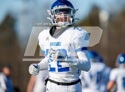 Thumbnail 1 in Catholic Central vs. Oakridge (MHSAA D5 Regional Final) photogallery.