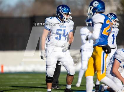 Thumbnail 2 in Catholic Central vs. Oakridge (MHSAA D5 Regional Final) photogallery.