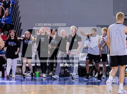 Thumbnail 2 in Niwot vs Grandview (CHSAA 5A Round 2) photogallery.