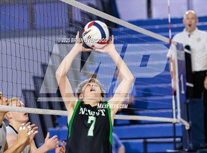 Thumbnail 2 in Niwot vs Grandview (CHSAA 5A Round 2) photogallery.