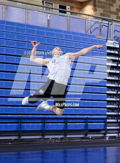 Thumbnail 3 in Niwot vs Grandview (CHSAA 5A Round 2) photogallery.