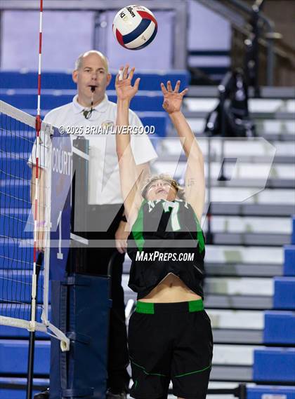 Thumbnail 3 in Niwot vs Grandview (CHSAA 5A Round 2) photogallery.