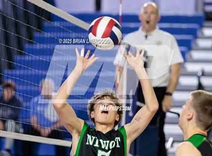 Thumbnail 2 in Niwot vs Grandview (CHSAA 5A Round 2) photogallery.