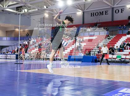 Thumbnail 3 in Niwot vs Grandview (CHSAA 5A Round 2) photogallery.