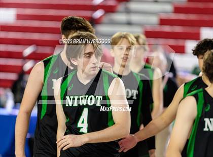 Thumbnail 3 in Niwot vs Grandview (CHSAA 5A Round 2) photogallery.