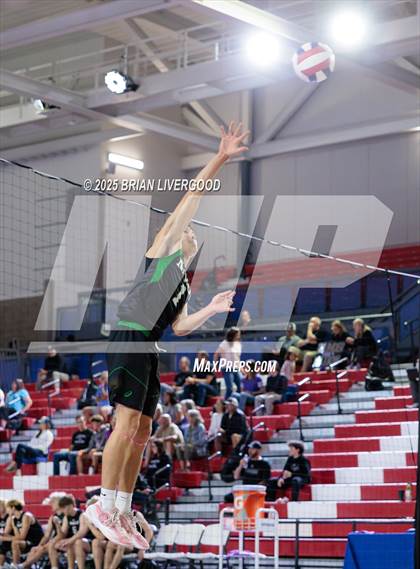 Thumbnail 1 in Niwot vs Grandview (CHSAA 5A Round 2) photogallery.