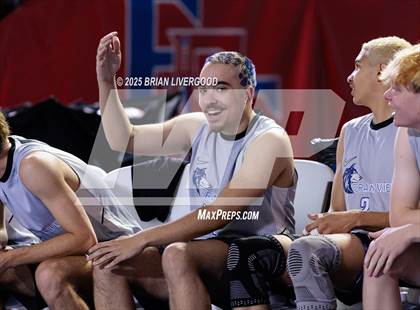Thumbnail 2 in Niwot vs Grandview (CHSAA 5A Round 2) photogallery.
