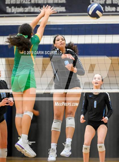 Thumbnail 1 in St. Mary's @ Deer Valley (AIA 4A Quarterfinals) photogallery.
