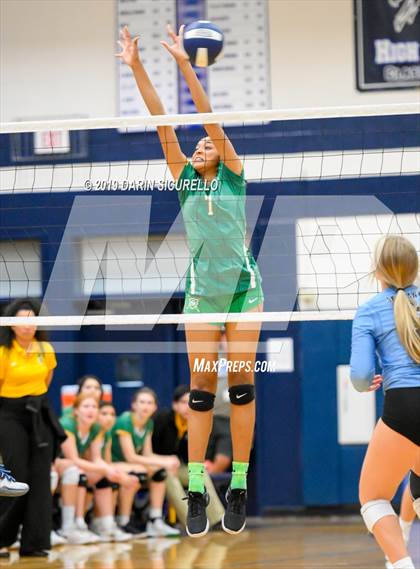 Thumbnail 2 in St. Mary's @ Deer Valley (AIA 4A Quarterfinals) photogallery.