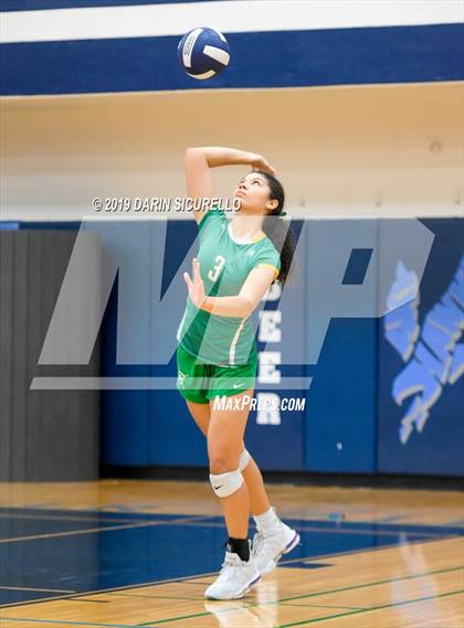 Thumbnail 2 in St. Mary's @ Deer Valley (AIA 4A Quarterfinals) photogallery.