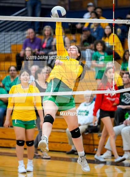 Thumbnail 2 in St. Mary's @ Deer Valley (AIA 4A Quarterfinals) photogallery.