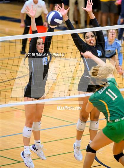 Thumbnail 2 in St. Mary's @ Deer Valley (AIA 4A Quarterfinals) photogallery.