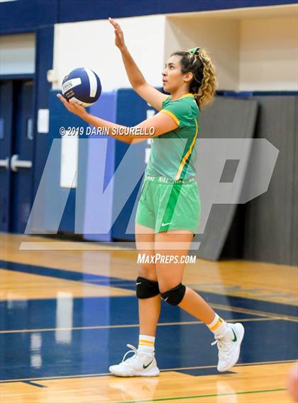 Thumbnail 2 in St. Mary's @ Deer Valley (AIA 4A Quarterfinals) photogallery.