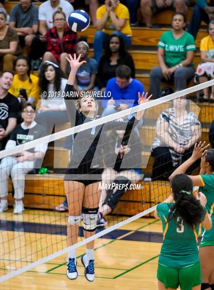 Thumbnail 3 in St. Mary's @ Deer Valley (AIA 4A Quarterfinals) photogallery.