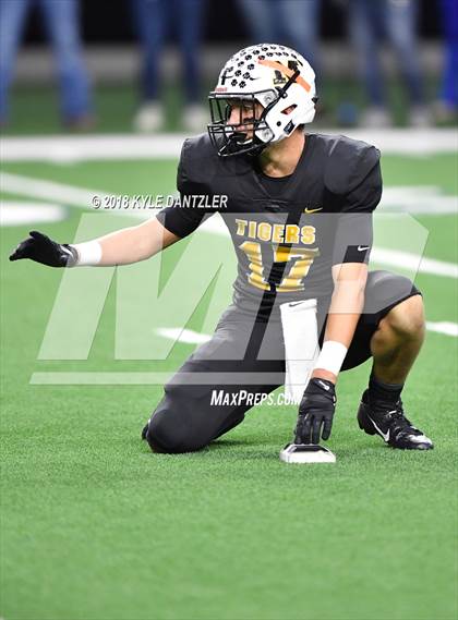 Thumbnail 1 in Malakoff vs Brock (UIL 3A Division 1 Semifinal) photogallery.