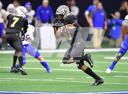 Thumbnail 2 in Malakoff vs Brock (UIL 3A Division 1 Semifinal) photogallery.