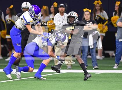 Thumbnail 1 in Malakoff vs Brock (UIL 3A Division 1 Semifinal) photogallery.