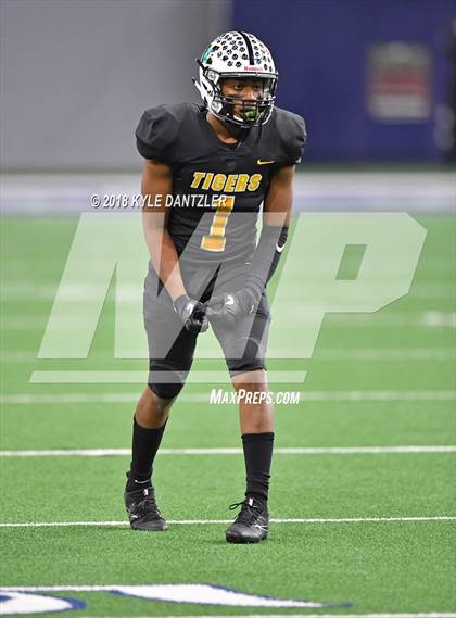 Thumbnail 1 in Malakoff vs Brock (UIL 3A Division 1 Semifinal) photogallery.