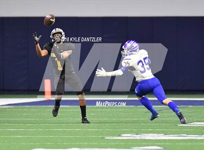 Thumbnail 2 in Malakoff vs Brock (UIL 3A Division 1 Semifinal) photogallery.