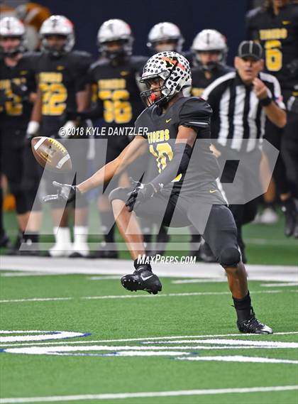 Thumbnail 1 in Malakoff vs Brock (UIL 3A Division 1 Semifinal) photogallery.