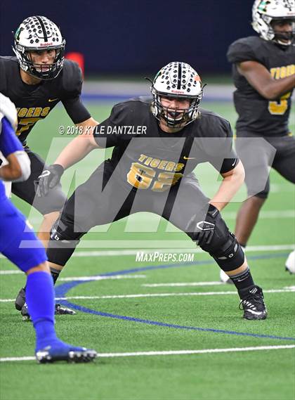 Thumbnail 2 in Malakoff vs Brock (UIL 3A Division 1 Semifinal) photogallery.
