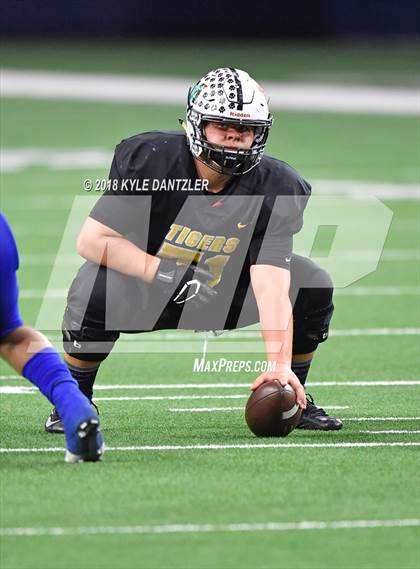 Thumbnail 1 in Malakoff vs Brock (UIL 3A Division 1 Semifinal) photogallery.