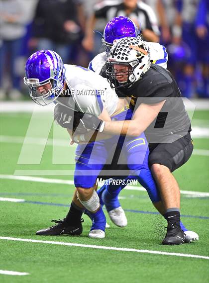 Thumbnail 1 in Malakoff vs Brock (UIL 3A Division 1 Semifinal) photogallery.