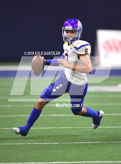 Thumbnail 2 in Malakoff vs Brock (UIL 3A Division 1 Semifinal) photogallery.
