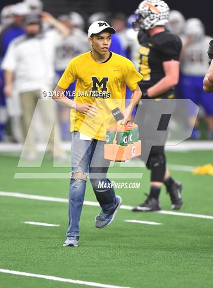 Thumbnail 1 in Malakoff vs Brock (UIL 3A Division 1 Semifinal) photogallery.