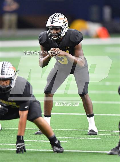 Thumbnail 3 in Malakoff vs Brock (UIL 3A Division 1 Semifinal) photogallery.