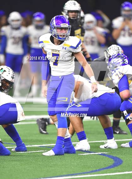 Thumbnail 1 in Malakoff vs Brock (UIL 3A Division 1 Semifinal) photogallery.