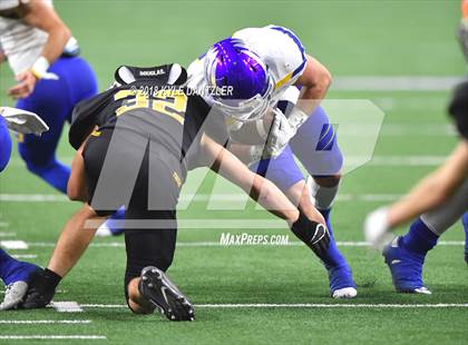 Thumbnail 2 in Malakoff vs Brock (UIL 3A Division 1 Semifinal) photogallery.