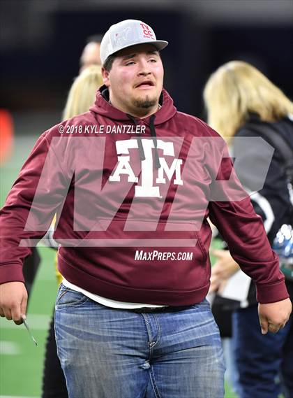 Thumbnail 3 in Malakoff vs Brock (UIL 3A Division 1 Semifinal) photogallery.