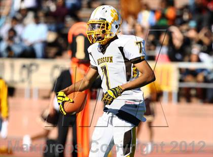 Thumbnail 1 in Mission vs. Lincoln (CIF SF Section Final) photogallery.