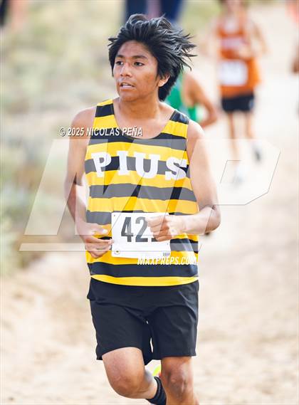 Thumbnail 2 in JV: 2025 APS Metro Championships photogallery.