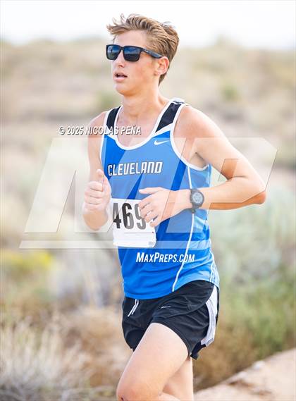 Thumbnail 2 in JV: 2025 APS Metro Championships photogallery.