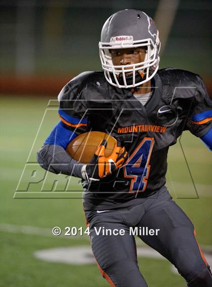 Thumbnail 1 in Sumner vs.  Auburn Mountainview photogallery.