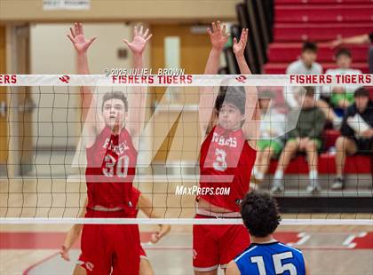 Thumbnail 1 in Fishers vs. Hamilton Southeastern (IHSAA Sectional 8 Round 1) photogallery.