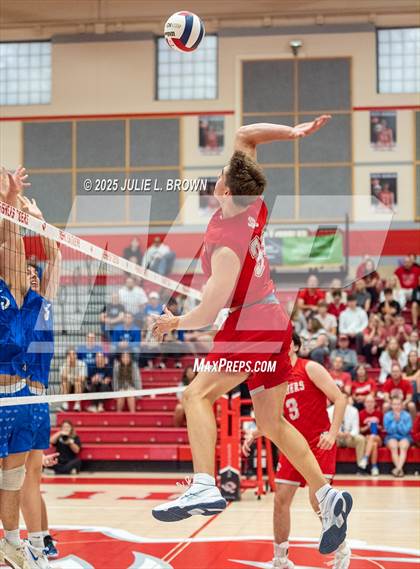Thumbnail 2 in Fishers vs. Hamilton Southeastern (IHSAA Sectional 8 Round 1) photogallery.