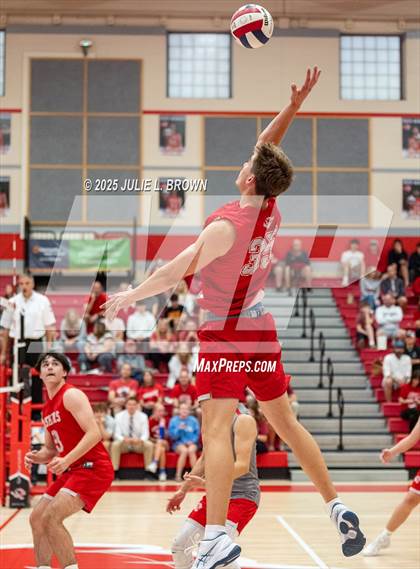 Thumbnail 3 in Fishers vs. Hamilton Southeastern (IHSAA Sectional 8 Round 1) photogallery.