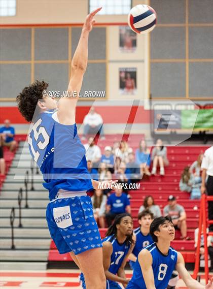 Thumbnail 3 in Fishers vs. Hamilton Southeastern (IHSAA Sectional 8 Round 1) photogallery.