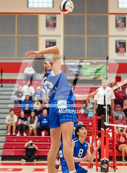 Thumbnail 1 in Fishers vs. Hamilton Southeastern (IHSAA Sectional 8 Round 1) photogallery.