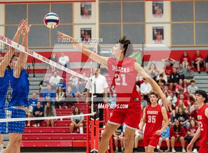 Thumbnail 2 in Fishers vs. Hamilton Southeastern (IHSAA Sectional 8 Round 1) photogallery.