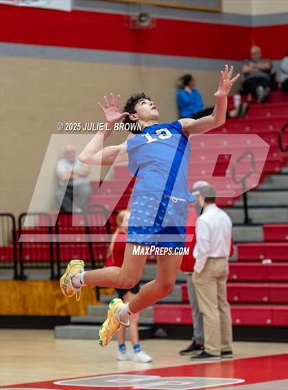 Thumbnail 2 in Fishers vs. Hamilton Southeastern (IHSAA Sectional 8 Round 1) photogallery.