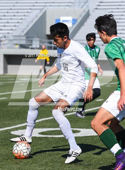 Thumbnail 2 in South Hills vs. Azle (Jonny Baggett Memorial Kickoff Classic) photogallery.