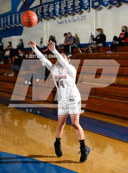 Thumbnail 2 in Arleta vs. Alhambra (San Marino Tournament) photogallery.