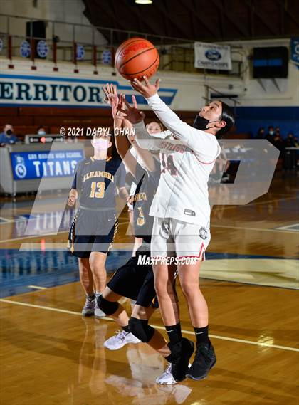 Thumbnail 1 in Arleta vs. Alhambra (San Marino Tournament) photogallery.