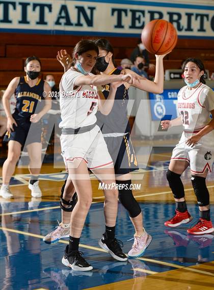 Thumbnail 2 in Arleta vs. Alhambra (San Marino Tournament) photogallery.